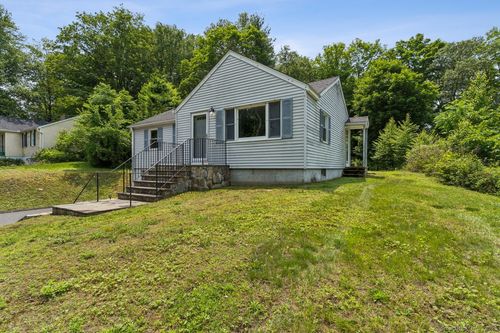 4 Buttonball Dr, Sandy Hook, CT, 06482-1153 | Card Image