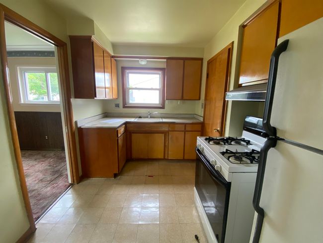 15413 Kennebec St, House other with 3 bedrooms, 1 bathrooms and null parking in Southgate MI | Image 5