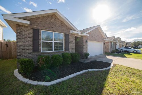 6262 Churchill Cir, Milton, FL, 32583-4007 | Card Image