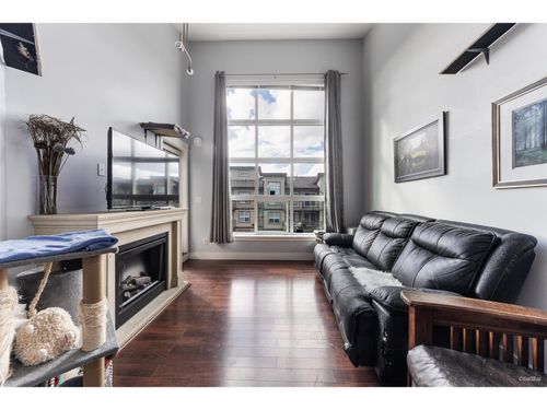 402-30525 Cardinal Ave, Abbotsford, BC, V2T0A8 | Card Image