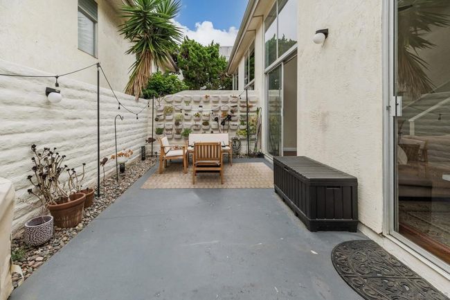 4 - 2544 Navarra Dr, Townhouse with 2 bedrooms, 2 bathrooms and 1 parking in Carlsbad CA | Image 16
