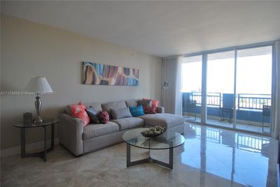 1109 - 90 Alton Rd, Home with 2 bedrooms, 2 bathrooms and null parking in Miami Beach FL | Image 1