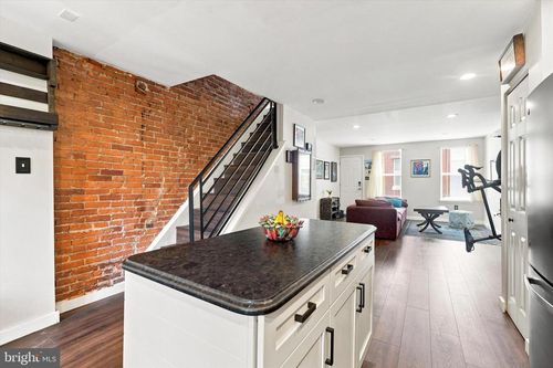 1931 Annin St, PHILADELPHIA, PA, 19146-2907 | Card Image