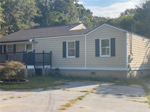 1829 Olive Springs Rd Se, Marietta, GA, 30060-4801 | Card Image