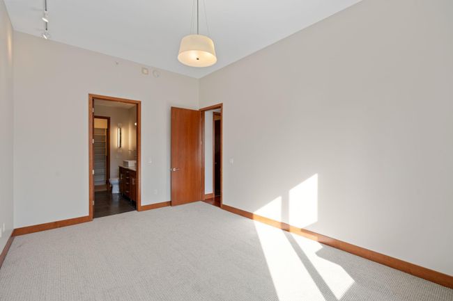 UNIT-301 - 100 3 Rd Ave S, Condo with 2 bedrooms, 2 bathrooms and null parking in Minneapolis MN | Image 31