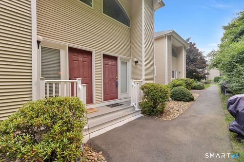 16-80 Country Ln, Vernon, CT, 06066-2864 | Card Image