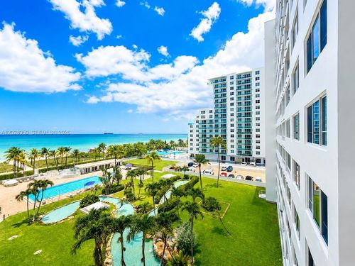 616-5005 Collins Ave, MIAMI BEACH, FL, 33140-2753 | Card Image
