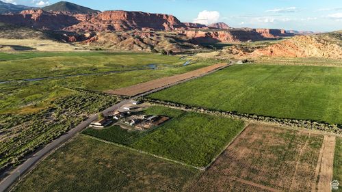 834 E 836 E Hatchery Rd 858-890 E Rd, Bicknell, UT, 84715 | Card Image