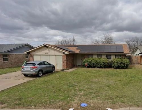 1707 Se 15th St, Mineral Wells, TX, 76067-6639 | Card Image