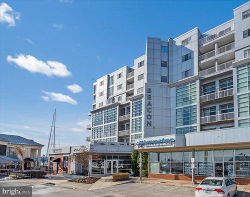 314-2772 Lighthouse Pt E, BALTIMORE, MD, 21224-5053 | Card Image