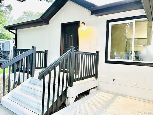 11051 Yellowstone, Longmont, CO, 80504-6762 | Card Image