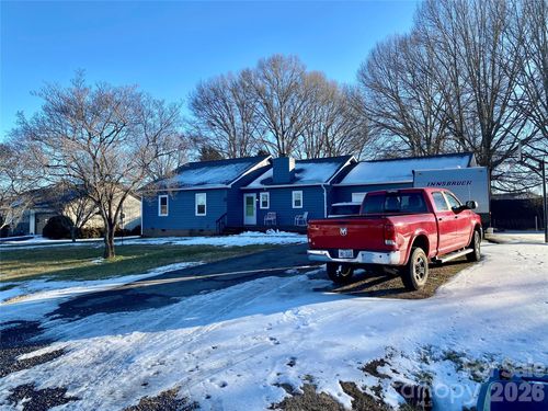 72 Pleasant Gardens Dr, Taylorsville, NC, 28681-3845 | Card Image