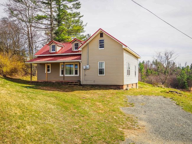 104 Barbershop Ln, House other with 2 bedrooms, 1 bathrooms and null parking in Fries VA | Image 4