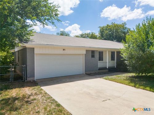 1205 S 7th St, Copperas Cove, TX, 76522-3520 | Card Image