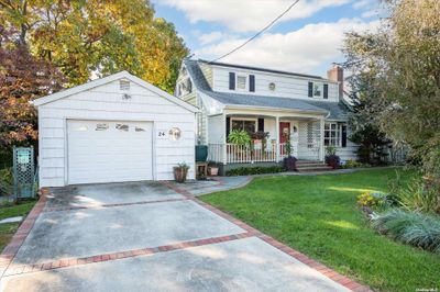 24 Sullivan Avenue, House other with 5 bedrooms, 3 bathrooms and null parking in Farmingdale NY | Image 1