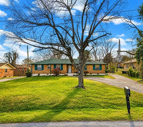 1604 Haynes Meade Cir, Nashville, TN, 37207-4916 | Card Image