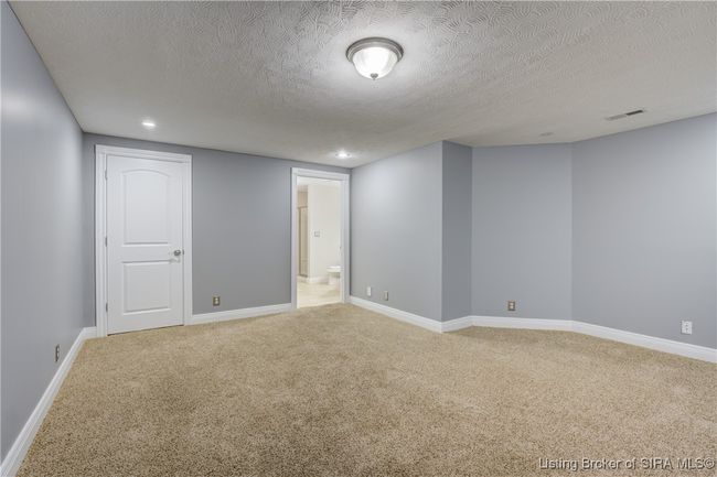 1846 Hazeltine Way, Home with 5 bedrooms, 4 bathrooms and null parking in Henryville IN | Image 41
