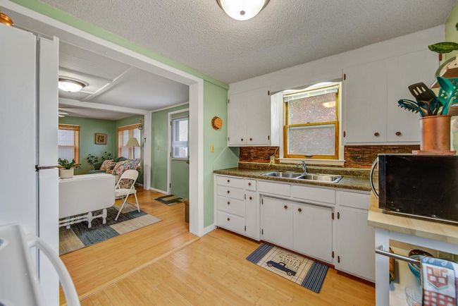 18 Kitchen.jpg | Image 10