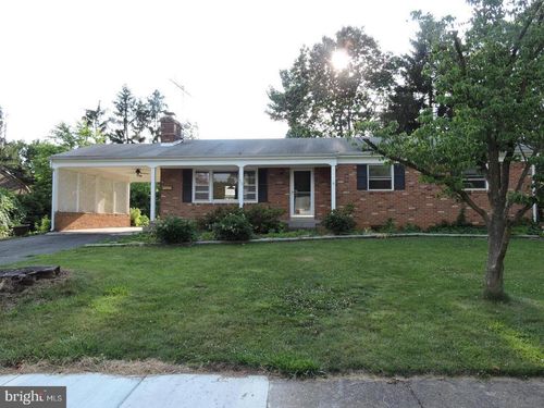 705 Anne St Sw, LEESBURG, VA, 20175-3402 | Card Image