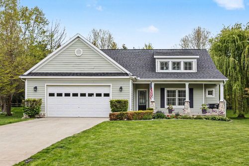15 Longmeadow Ln, Niles, MI, 49120-7800 | Card Image