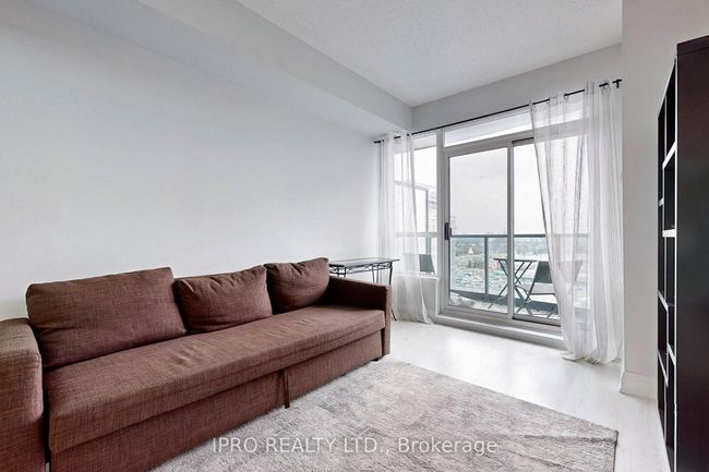 1507 - 20 N Park Rd, Condo with 2 bedrooms, 2 bathrooms and 1 parking in Vaughan ON | Image 7
