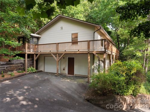63 Independence Blvd, Asheville, NC, 28805-9729 | Card Image