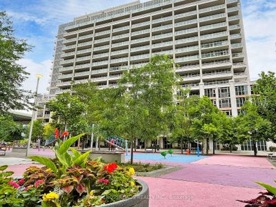 624 - 35 Bastion St, Condo with 1 bedrooms, 1 bathrooms and 1 parking in Toronto ON | Image 1