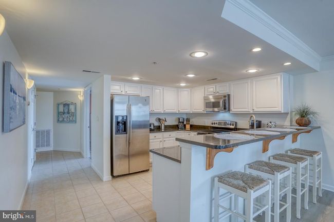 UNIT-301 - 107 Somerset St, Condo with 3 bedrooms, 2 bathrooms and null parking in OCEAN CITY MD | Image 6