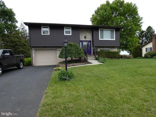 976 Fir St, PALMYRA, PA, 17078-2807 | Card Image
