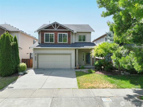 4241 R St Ne, Auburn, WA, 98002-8743 | Card Image