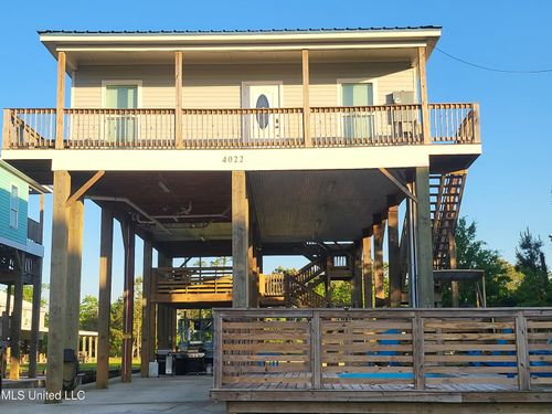 4022 Honshu St, Bay Saint Louis, MS, 39520-7645 | Card Image