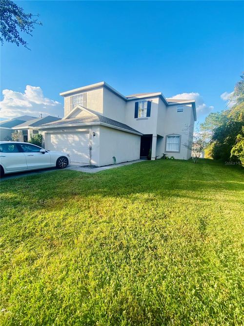 9467 Leatherwood Ave, TAMPA, FL, 33647-3262 | Card Image