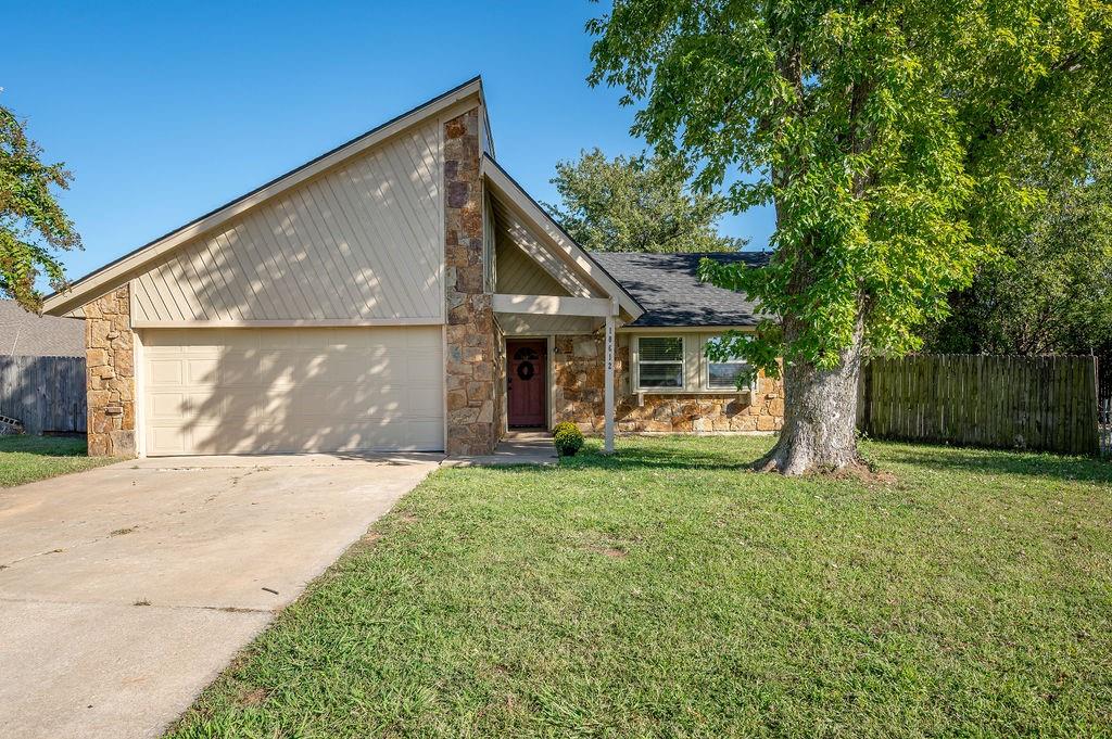 Ricky Ln, Midwest City, OK 73130