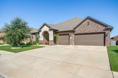 1688 Laramie Ln, Burleson, TX, 76028-1786 | Card Image