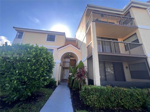 101b7-5661 Riverside Dr, Coral Springs, FL, 33067-2938 | Card Image