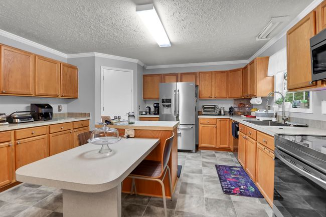 320 E Poplar | Image 15