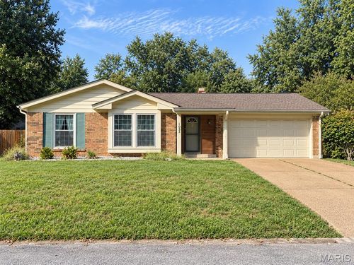 1033 Rutledge Dr, Belleville, IL, 62221-5725 | Card Image