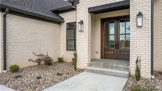 2034 Andres Way, Home with 5 bedrooms, 4 bathrooms and null parking in Floyds Knobs IN | Image 5
