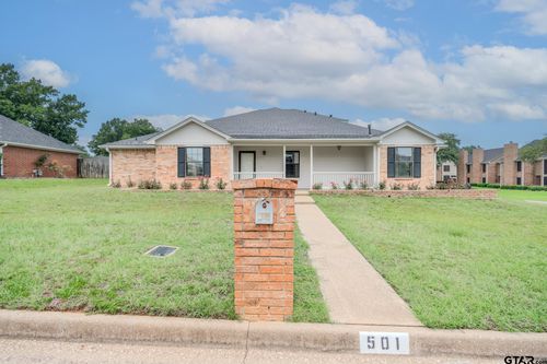 501 W Rieck Rd, Tyler, TX, 75703-3525 | Card Image