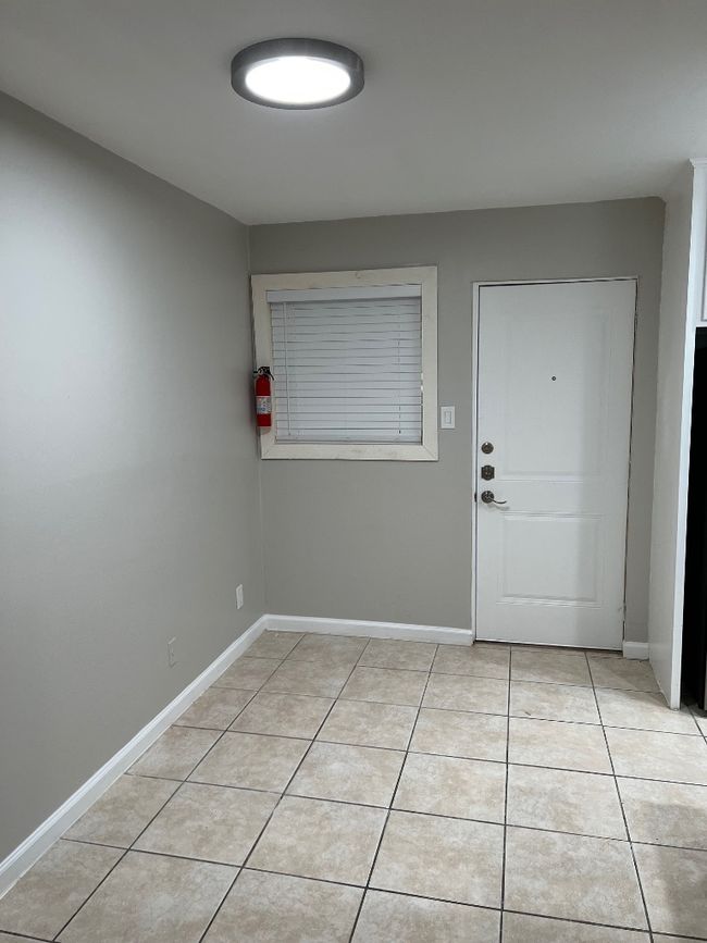 APT-103 - 2413 Leon St, Condo with 2 bedrooms, 1 bathrooms and 1 parking in Austin TX | Image 11