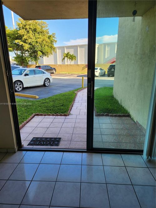 apt-117-2055 Sw 122nd Ave, Miami, FL, 33175-7300 | Card Image