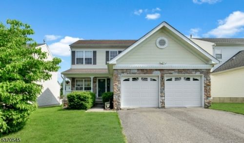 703 Jackson Rd, Stewartsville, NJ, 08886-2665 | Card Image