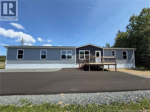 220 Rue Bella-Vista, Tracadie, NB, E1X4V1 | Card Image