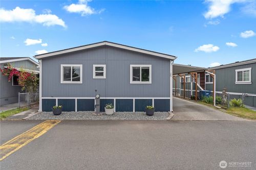 35-15410 Se 272nd St, Kent, WA, 98042-4246 | Card Image