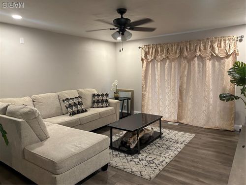 4205 Canal Dr, Florissant, MO, 63034-3023 | Card Image