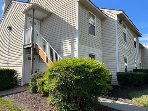 5612 Summit Arch, Virginia Beach, VA, 23462-1662 | Card Image