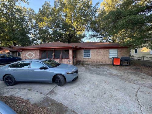 2607 W 26th Ave, Pine Bluff, AR, 71603-4935 | Card Image