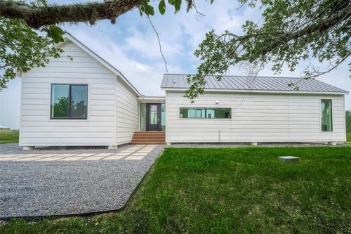 8654 Fm 2145, Ledbetter, TX, 78946 | Card Image