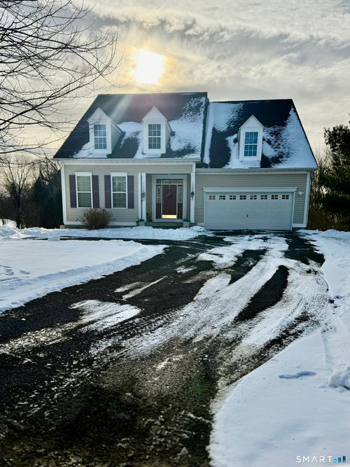 3-3 Brookside Dr, Middlebury, CT, 06762-3356 | Card Image