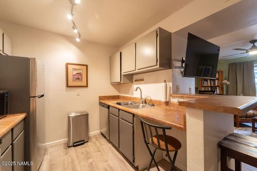 154-1185 W University Ave, Flagstaff, AZ, 86001-7145 | Card Image